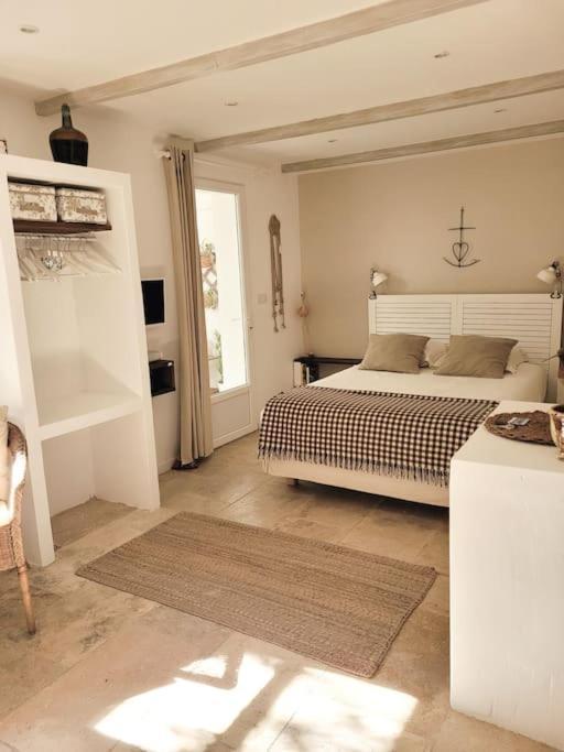La Maison Blanche Intra-Muros Free Parking Aigues-Mortes Exteriör bild