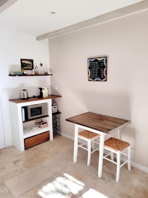 La Maison Blanche Intra-Muros Free Parking Aigues-Mortes Exteriör bild