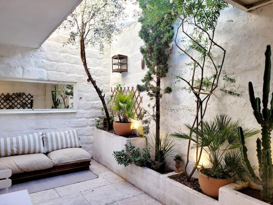 La Maison Blanche Intra-Muros Free Parking Aigues-Mortes Exteriör bild